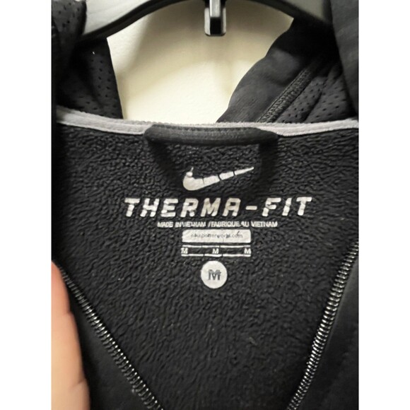 RARE Nike North Carolina Tar Heels Therma Fit Jacket Size Medium Great Condition - Picture 3 of 8